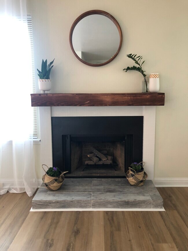 211 Apollo Unit 4, Hercules, CA 94547 Condo for Rent in Hercules, CA