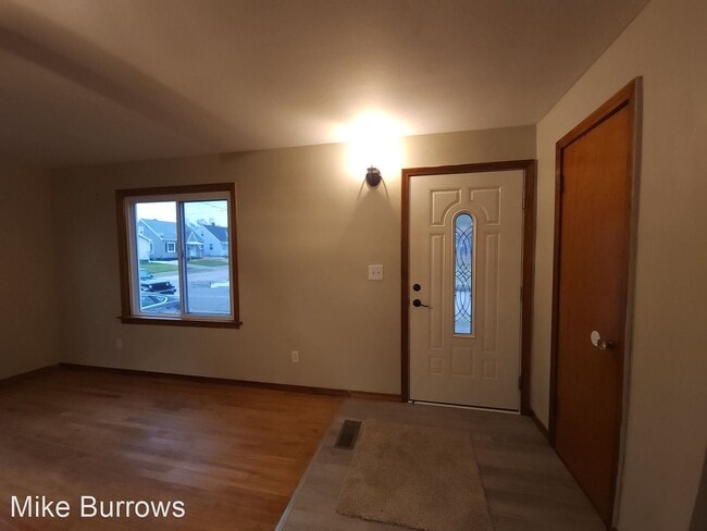 Building Photo - 3 br, 2 bath House - 2806 Melrose Ave