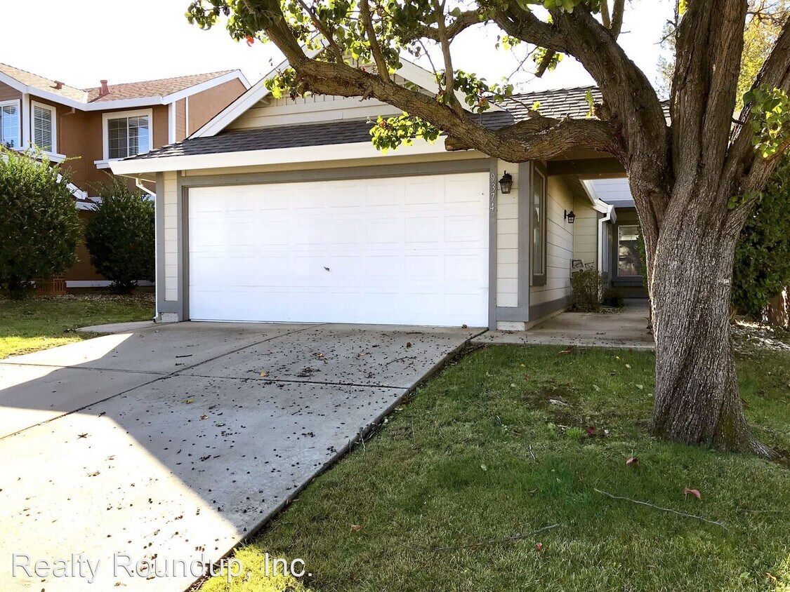 Primary Photo - 3 br, 2 bath House - 9374 Rampton Ct