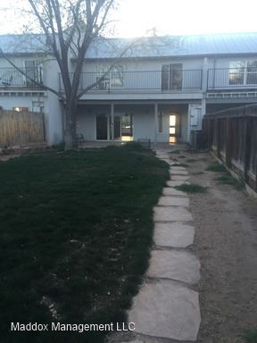 Building Photo - 340 Los Ranchos Rd NW