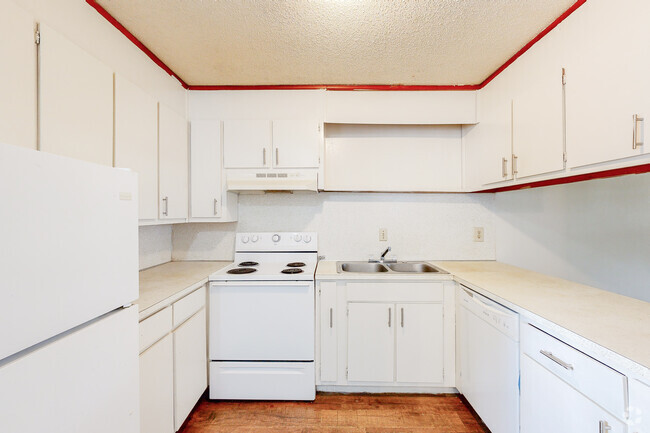 1BD 1BA 800SF 1C - Lillian Square Apartments