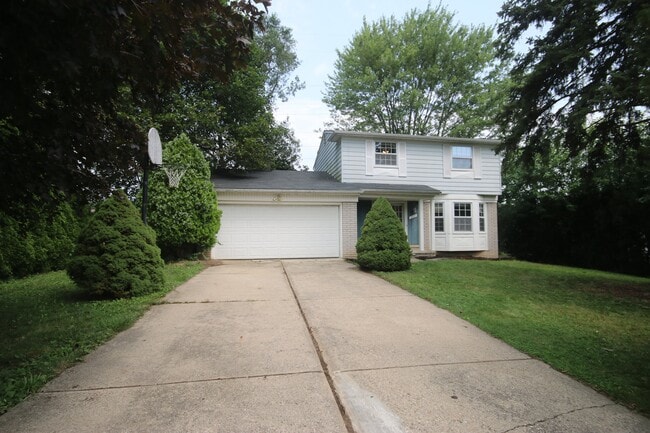 Building Photo - 2717 Foster Ave