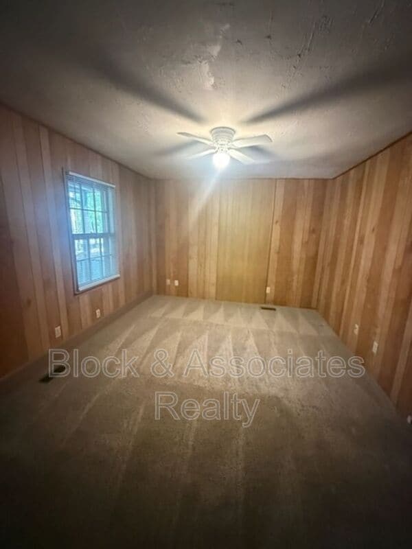 Building Photo - 1326 Spanish Dr