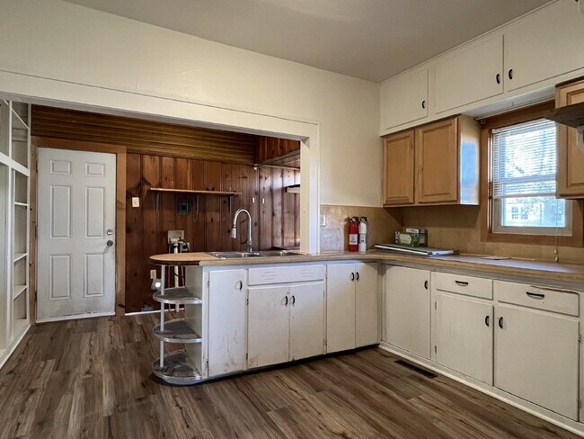 Foto del edificio - 2-Bed, 1-Bath House in Stillwater OK!"