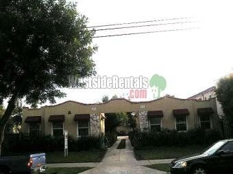 Primary Photo - 528 E Windsor Rd