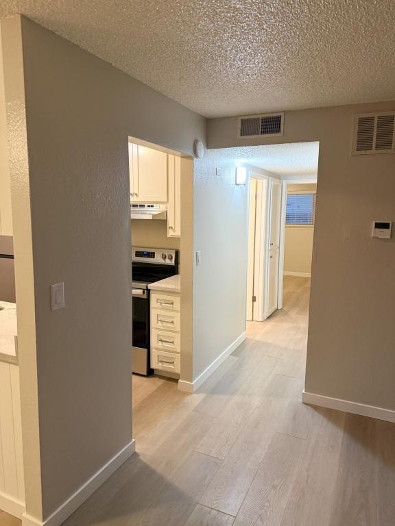 Foto del edificio - 2004 Ahern St