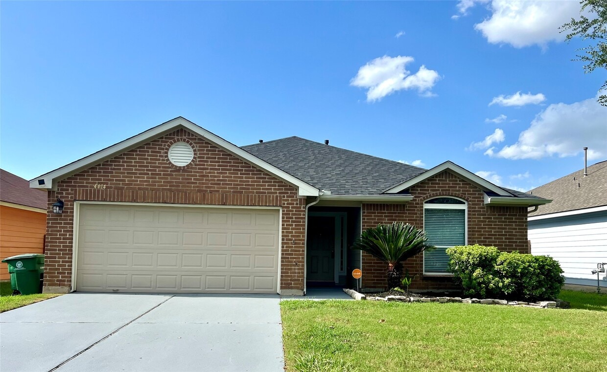 Foto principal - 4414 Kulkarni St