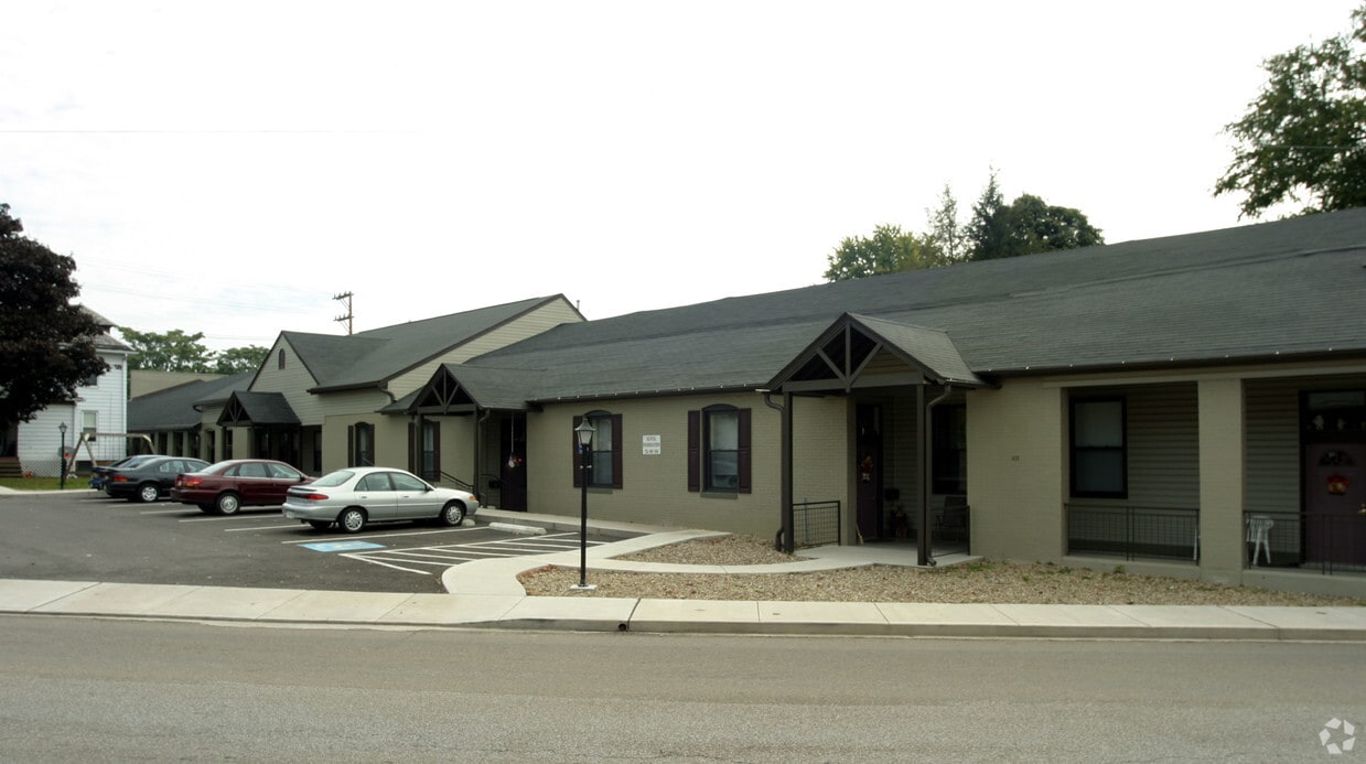 437 Harmony Ave, Rochester, PA 15074 Apartments in Rochester, PA