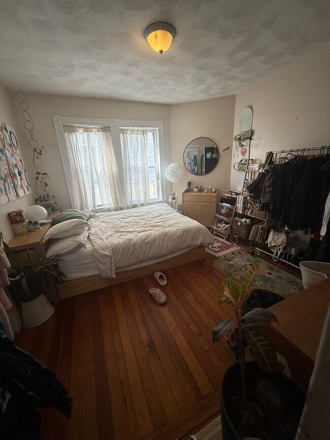 Foto del edificio - 57 Springfield St