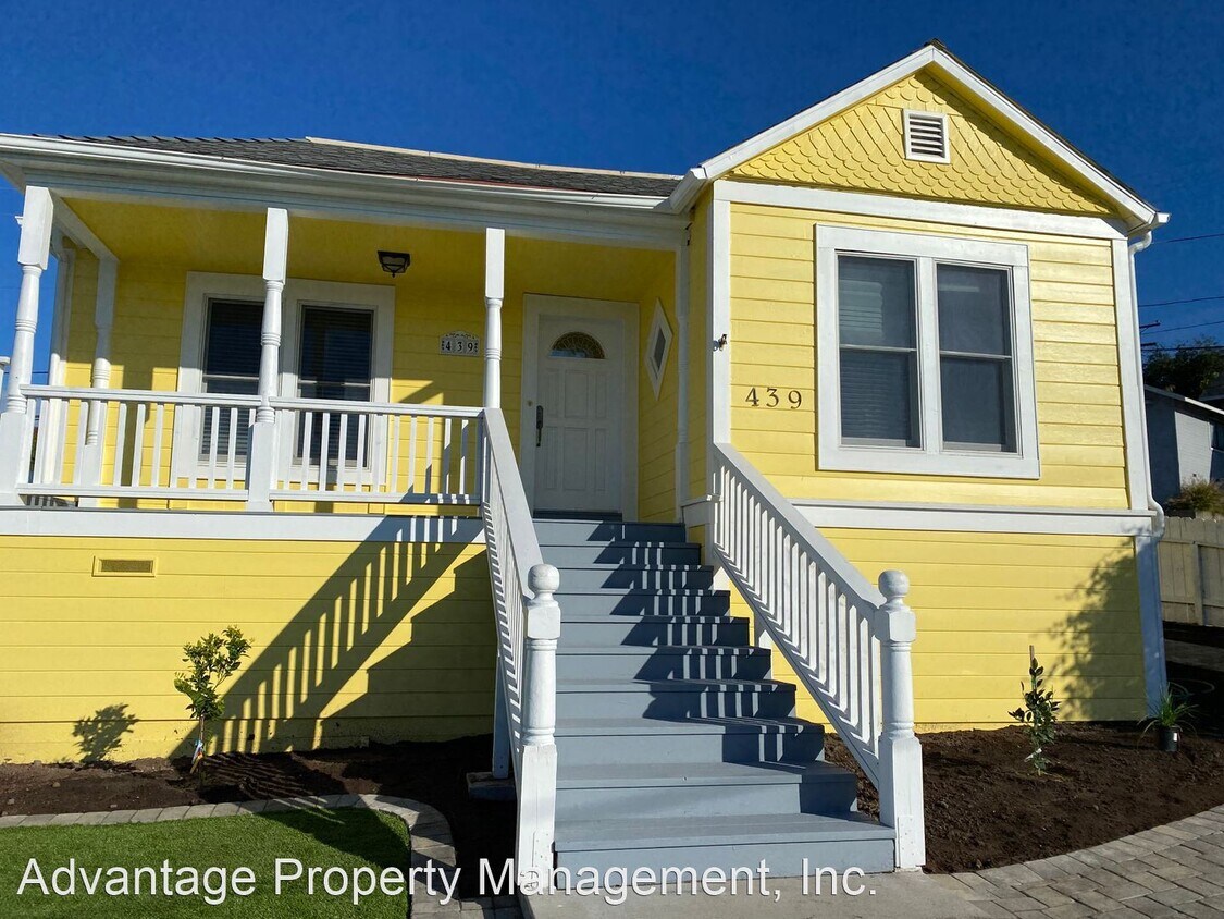Primary Photo - 2 br, 1 bath House - 439 E. Branch