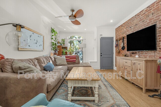 Foto del edificio - 210 S Bouldin St