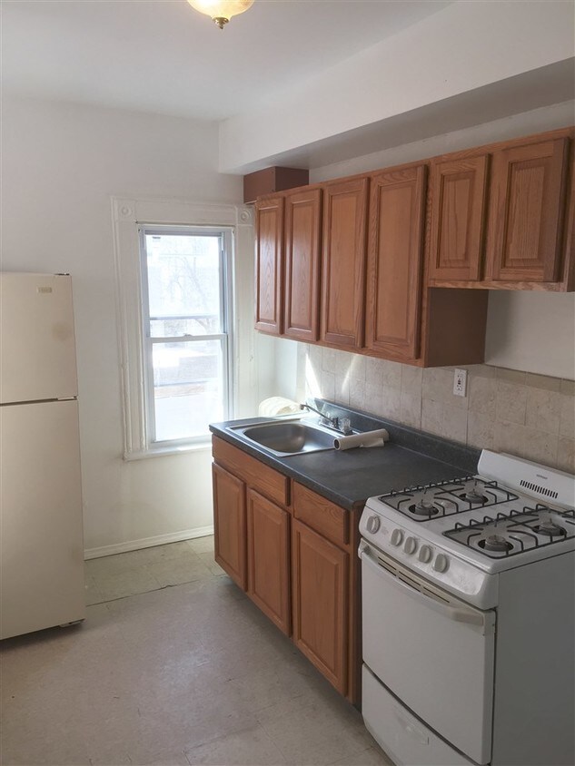 Primary Photo - 23 Williams Ave