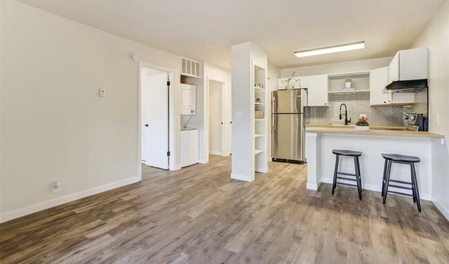 Photo - 2430 Palmer Park Blvd Apartment