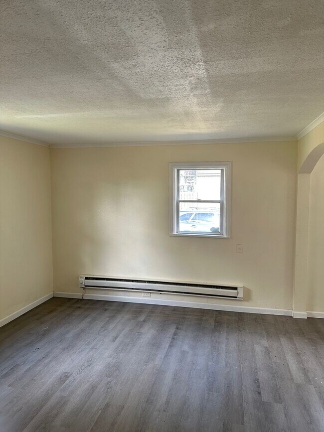 Foto del edificio - North Gate - Cozy 2 bed/ 1 bath house with huge front/back yard!