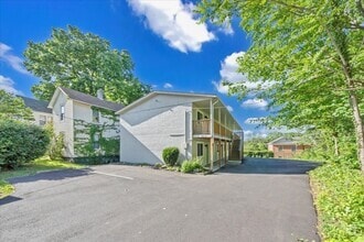 Building Photo - 361 Mountain Ave SW