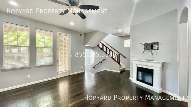 Building Photo - Beautiful Spacious San Jose Home!
