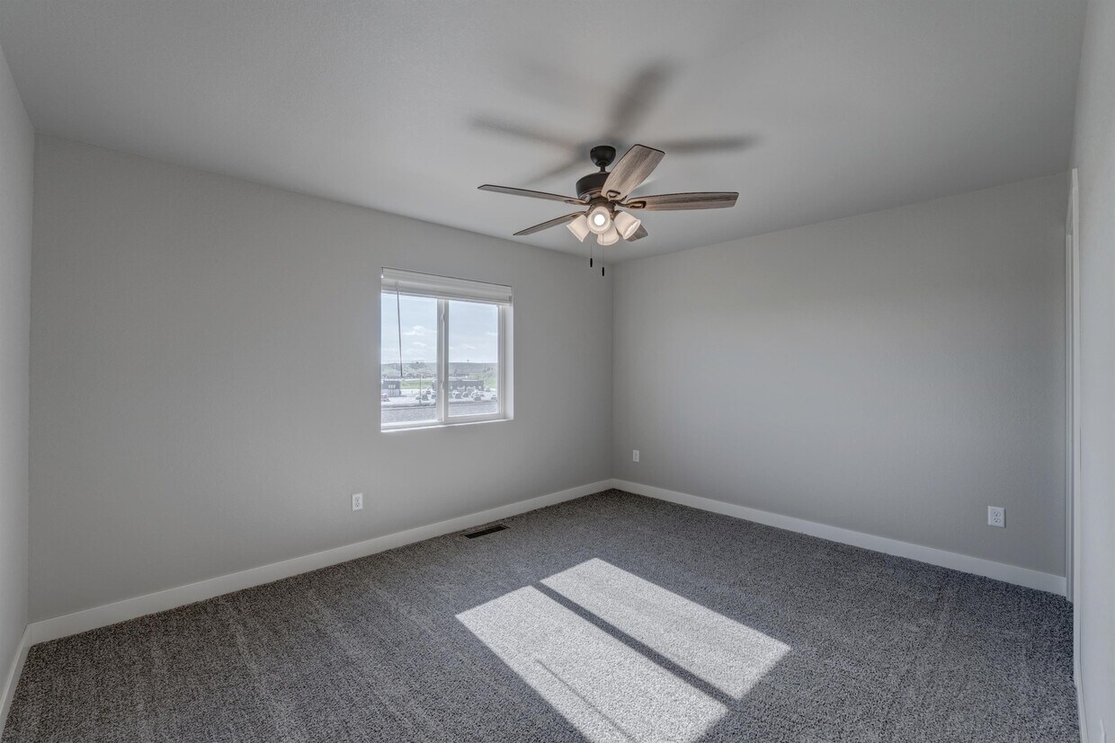 Foto principal - 4809 5th St