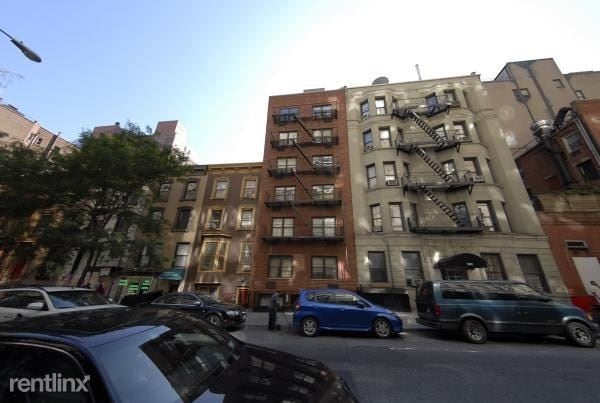Building Photo - 104 E 31st St