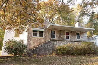 Building Photo - 1123 John Ross Rd