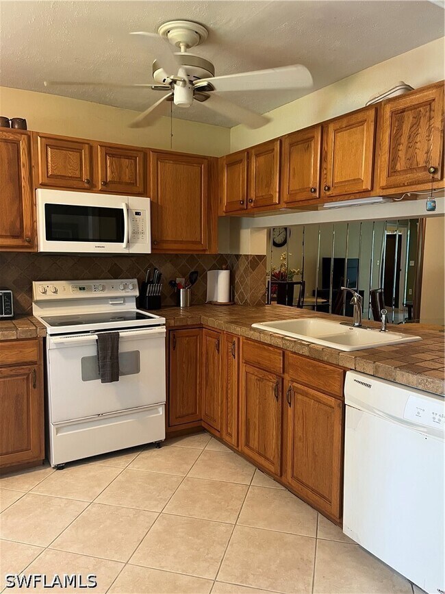 Building Photo - 3001 Sandpiper Bay Cir