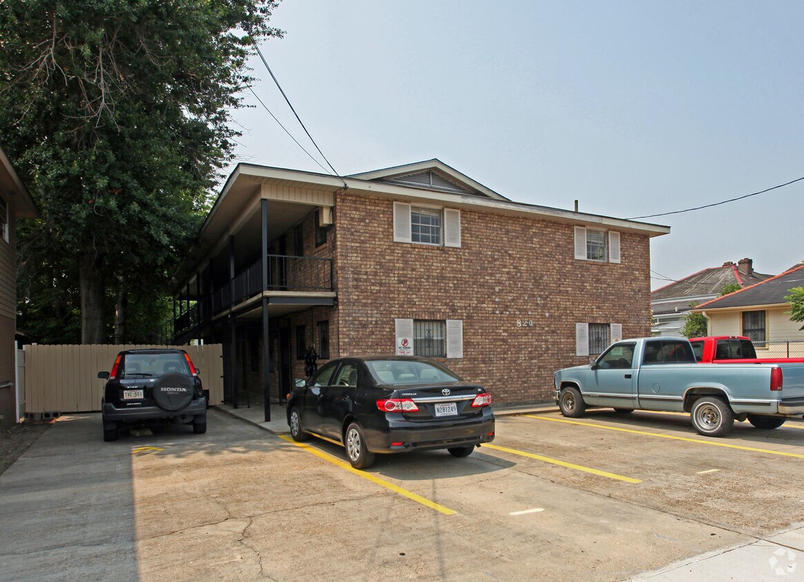 Foto principal - 820 Mcdonough St