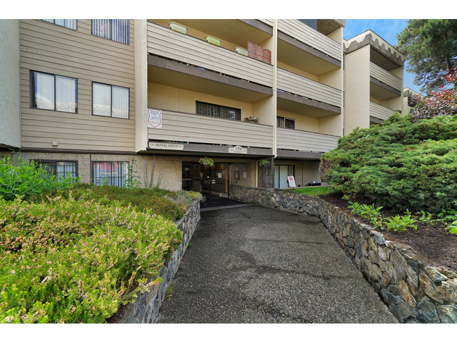 Building Photo - Gorge View Apartments