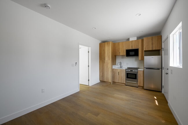 Building Photo - 7233 Normandie Ave