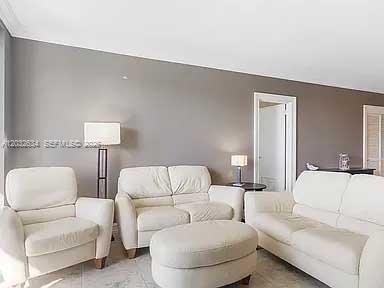 Building Photo - 3000 S Ocean Dr