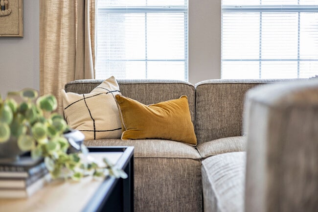 Photo - Hill Place Apartments