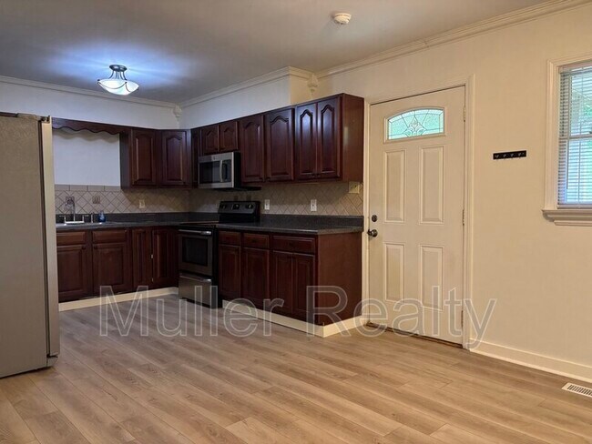 Foto del edificio - 7320 Westridge Dr
