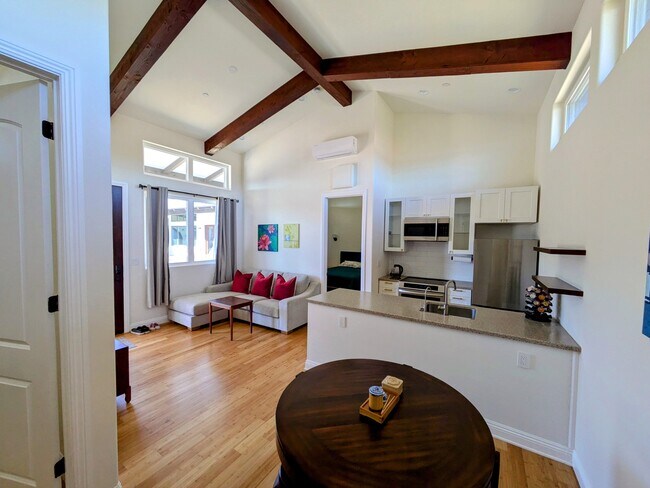 Foto del edificio - 2084 W Hampton Dr