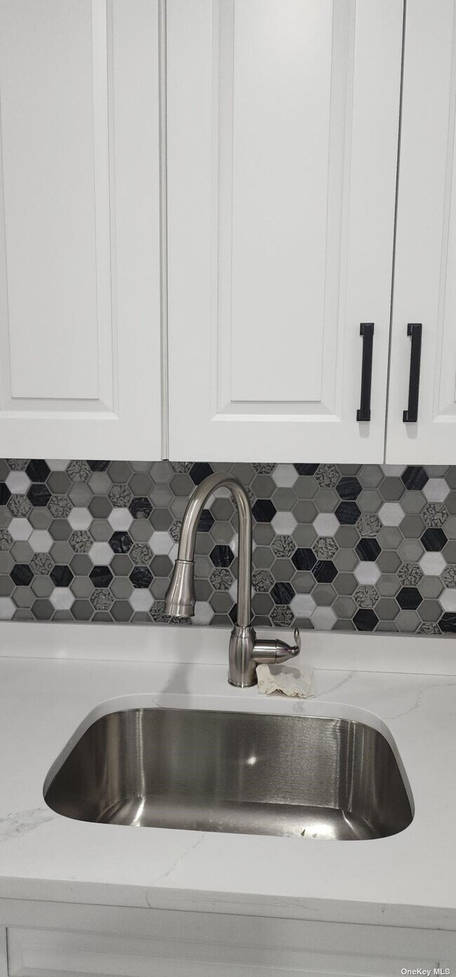 Foto del edificio - 62-60-62-71 71st St