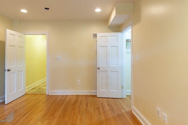 Foto del edificio - Updated 2BR and 2BA in Columbia Heights C!