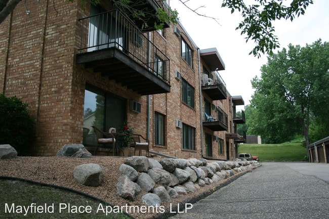 Building Photo - 12800 Germane Ave