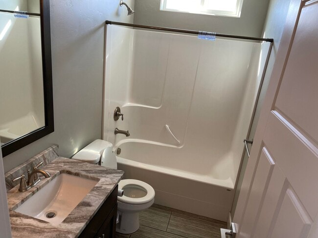 Building Photo - 3544 Beretta Ave