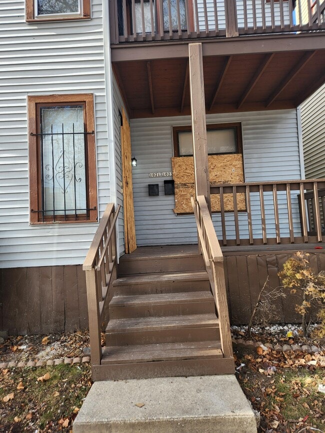 Building Photo - 1021 N 24th St