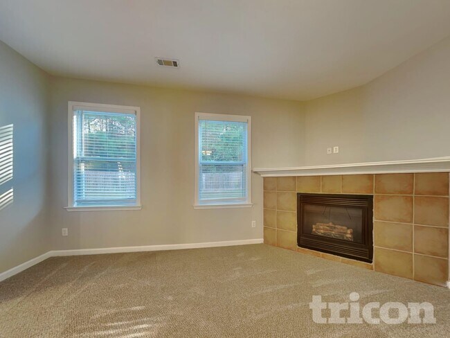 Foto del edificio - 8953 Crestview Cir