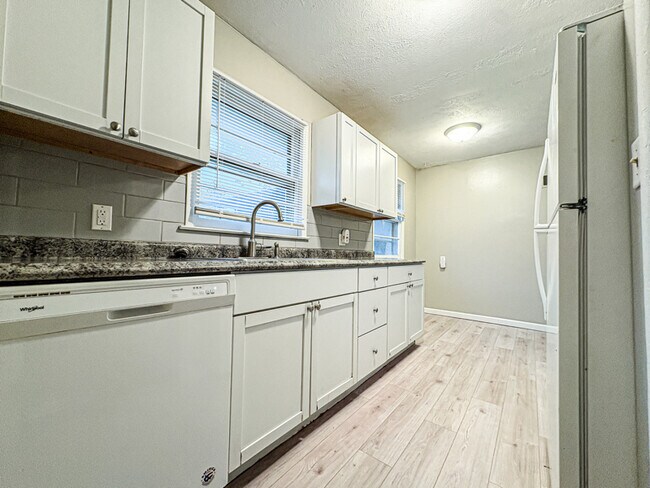 Foto del edificio - 5618 Huntington Ave