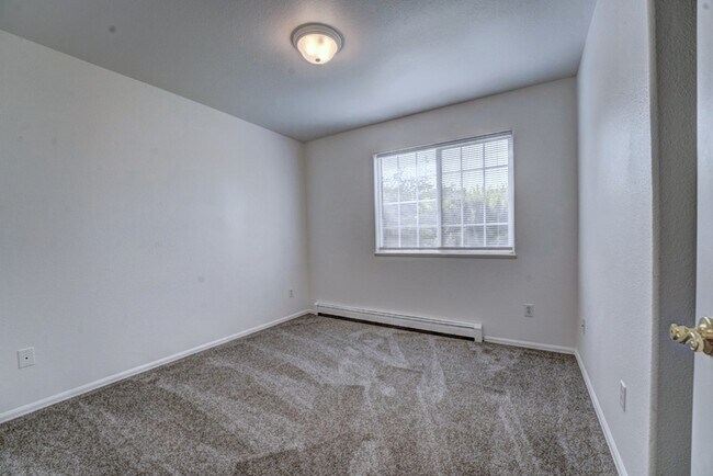 Foto del edificio - 3018 Autumn Glenn Ct