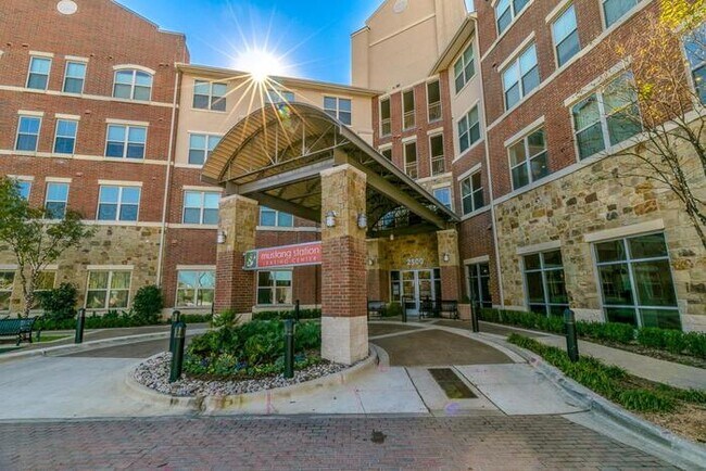 Foto del edificio - 2501 Bill Moses Parkway