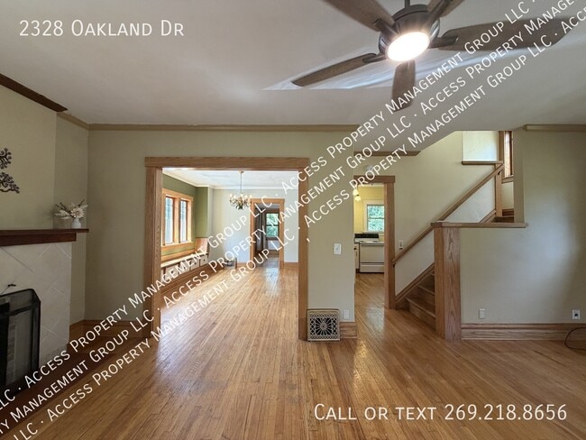 Building Photo - 2328 Oakland Dr