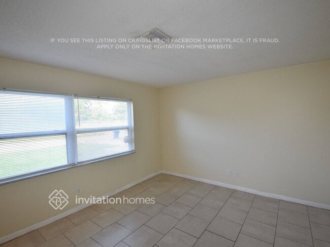 Building Photo - 3782 N 139th Ave