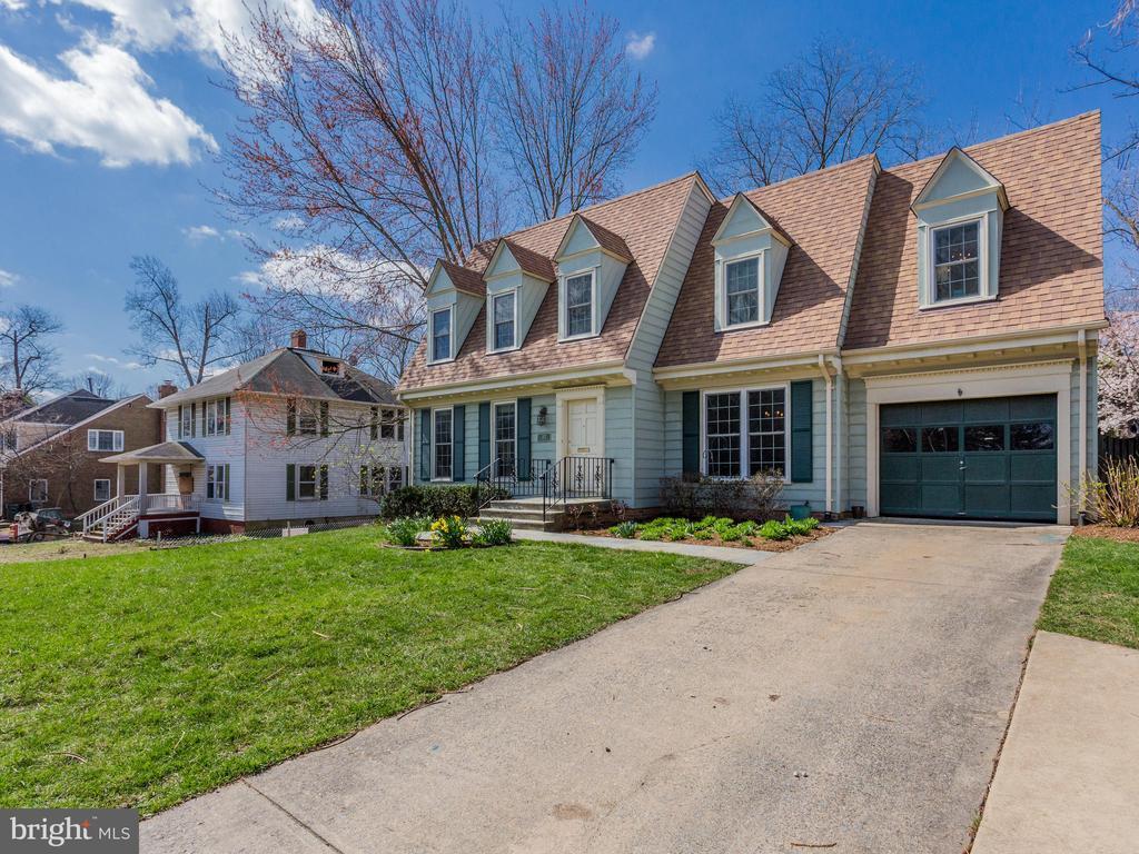 Foto principal - 112 E Jefferson St