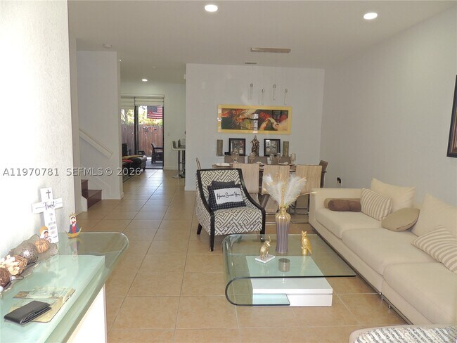 Foto del edificio - 11301 NW 88th St