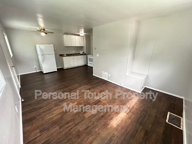 Primary Photo - 1836 7th Ave S
