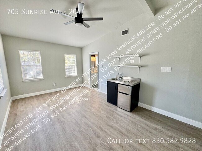 Foto del edificio - 705 Sunrise Ave