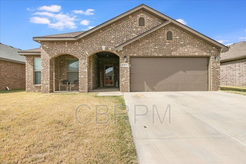 Foto principal - 13612 Waco Ave