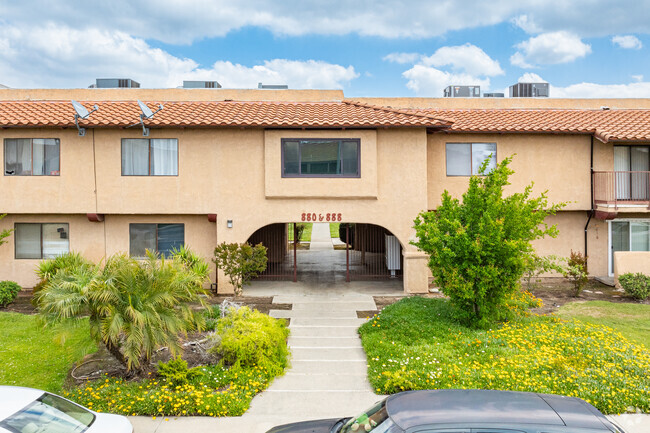 Building Entrance - Villa Verde Condominiums