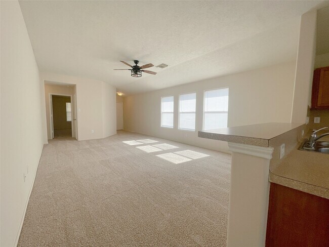 Building Photo - 20823 Dewberry Creek Ln