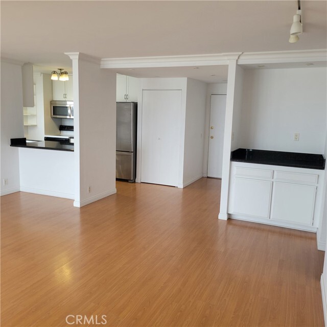 Building Photo - 1750 E Ocean Blvd